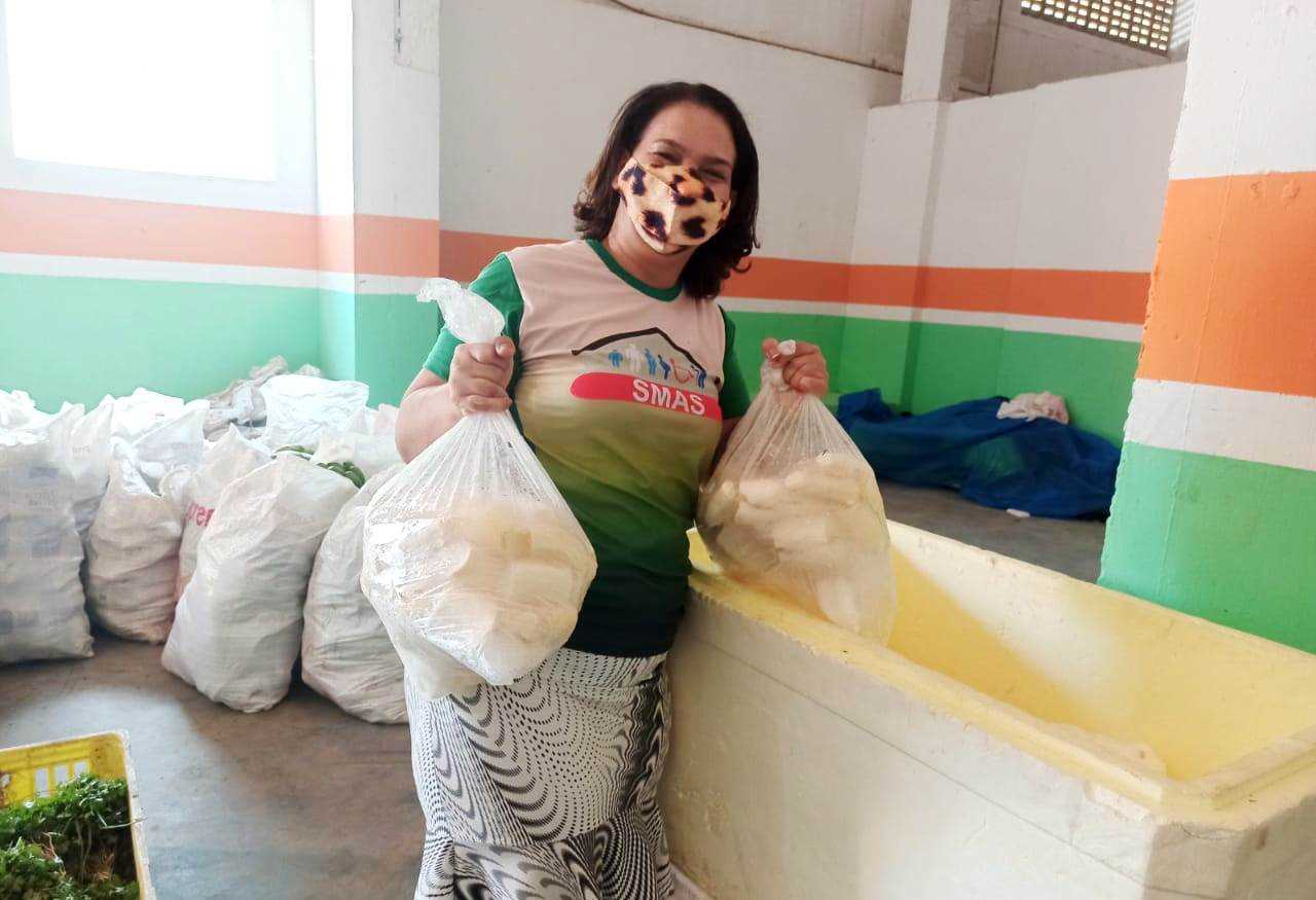 Camacã: Famílias carentes da Portelinha I e do Bairro Joana Angélica são beneficiadas com o Programa de Aquisição de Alimentos